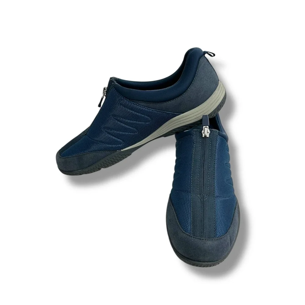 Easy Spirit Women's‎ Be Strong Navy Blue Zip Up Sneakers 9.5M New without tags